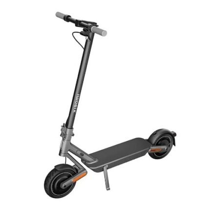 Xiaomi Electric Scooter 4 600W Motor, 32km Range, 10-Inch Tubeless Tires